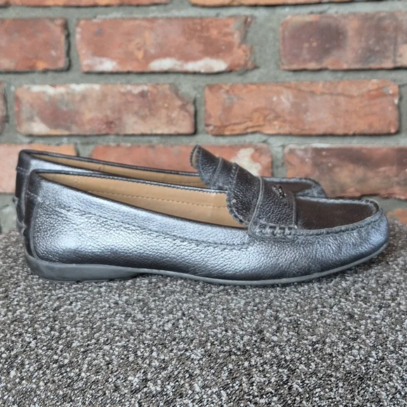 Coach Odette Metallic Pebbled Leather Loafers Size 7.5B Gunmetal Driving Shoes - Picture 2 of 11